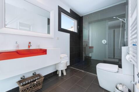 Bathroom (3)