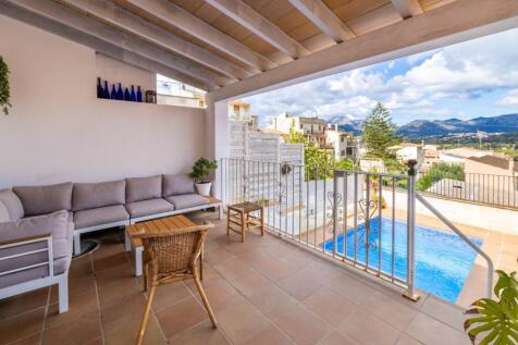 Covered Terrace