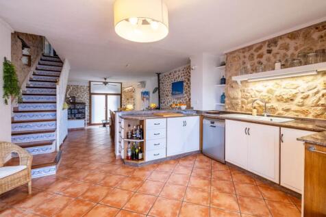 Kitchen (1)