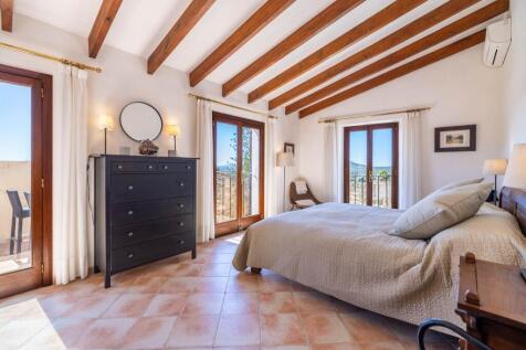 Bedroom (2)