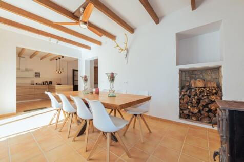 Dining (1)