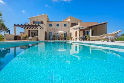 Exterior and Pool