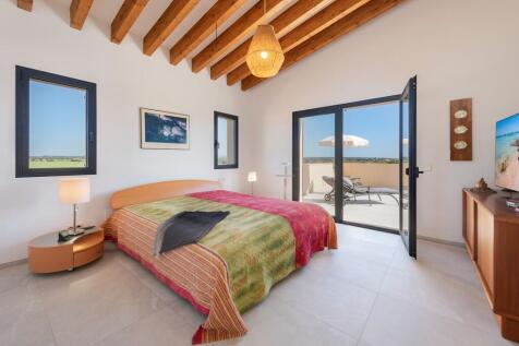 Bedroom (1)