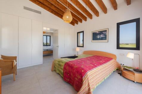 Bedroom (2)