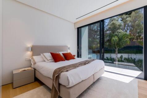 Bedroom (2)
