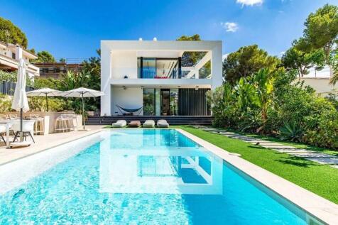 Exterior and Pool (2