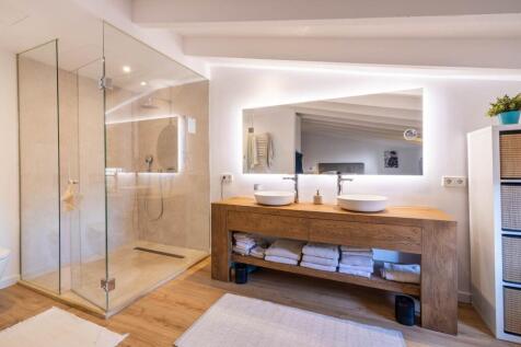 Bathroom (4)