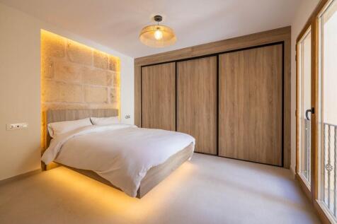 Bedroom (2)