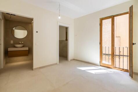 Bedroom (1)