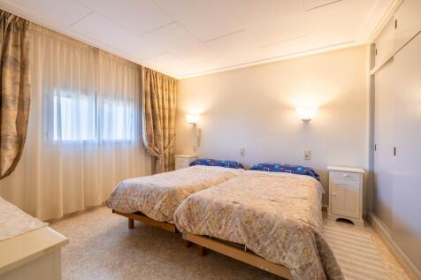 Bedroom (1)