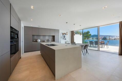 Kitchen (2)