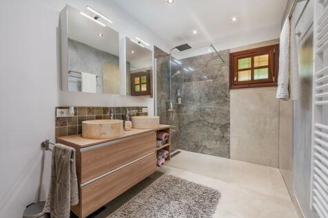 Bathroom (2)