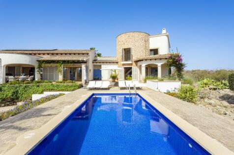 Pool and Exterior (1