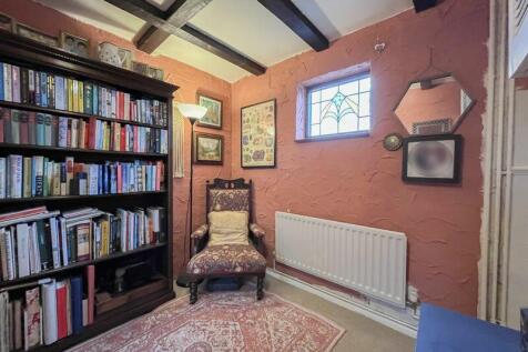 SITTING ROOM