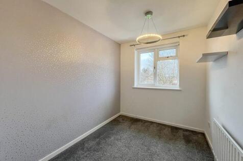 BEDROOM FIVE