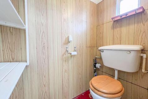 GROUND FLOOR WC