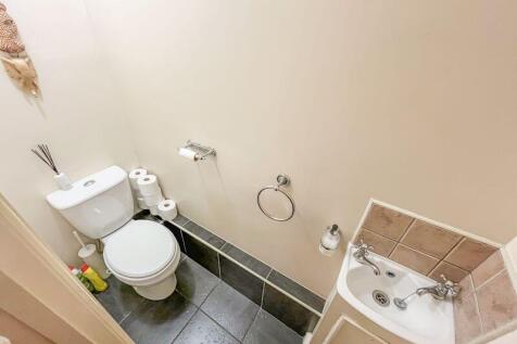 GROUND FLOOR WC