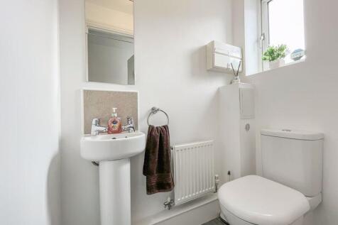 GROUND FLOOR WC