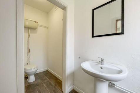 GROUND FLOOR WC