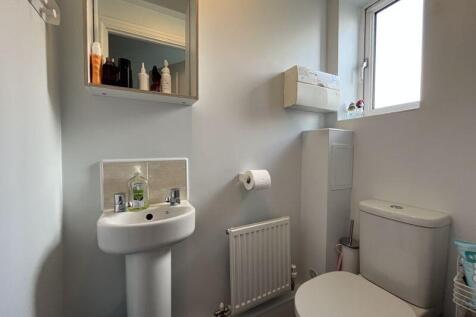 GROUND FLOOR WC
