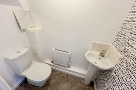 GROUND FLOOR WC