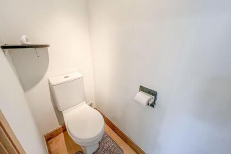 GROUND FLOOR WC