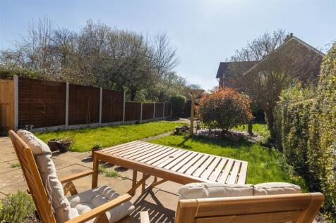 44 Raddlebarn Road 9.jpg