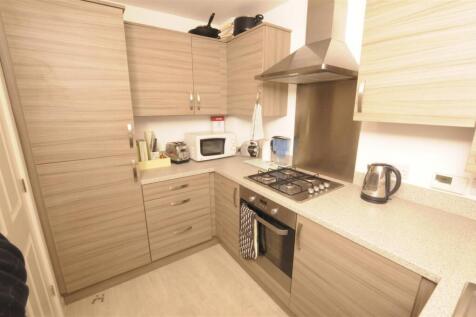 Kitchen2.JPG