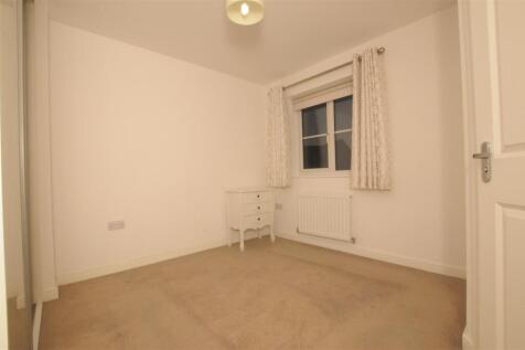 Master Bedroom.JPG
