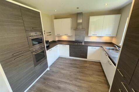 kitchen 1.jpg