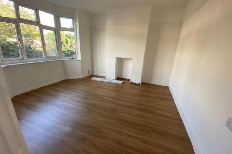 Front Reception room.jpg
