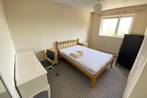 BED22020.JPG
