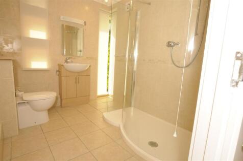 Shower room.JPG