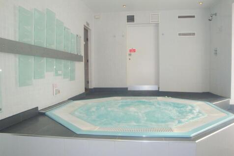 MH Jacuzzi.JPG