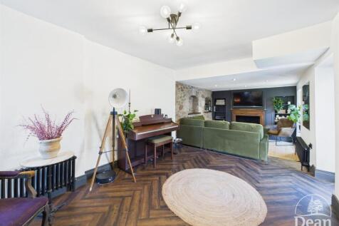 Property Image 15