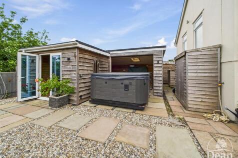 Property Image 12