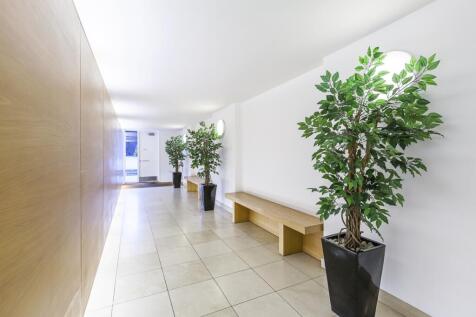 Entrance Hall - D...