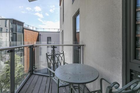Bellville-House-012