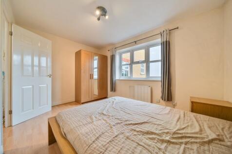 1371751-37-69088b...