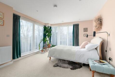 6-8_Wharf_St_015_...