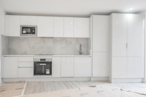 1363362-15-68e4da...