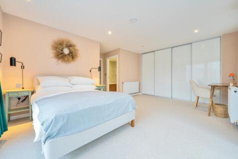 1381242-13-691464...