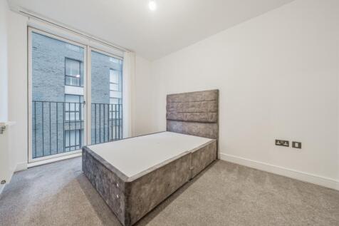 1383801-2-691dee0...