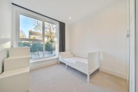 1385899-7-69272c9...