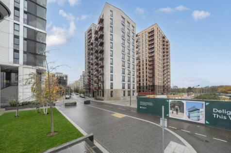 1386502-4-692d907...