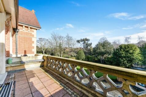 MOTTISFONT HALL_ ...