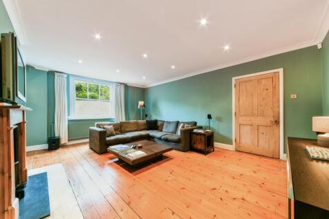 Living room2