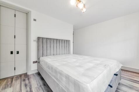 Main bedroom 3