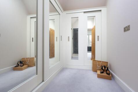 Walk In Wardrobe
