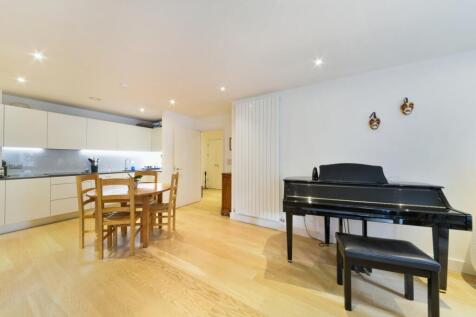 Dining room piano...